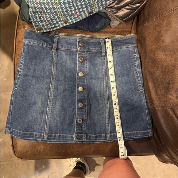 American Eagle Denim Button-Up Skirt - 8 - Picture 9 of 10
